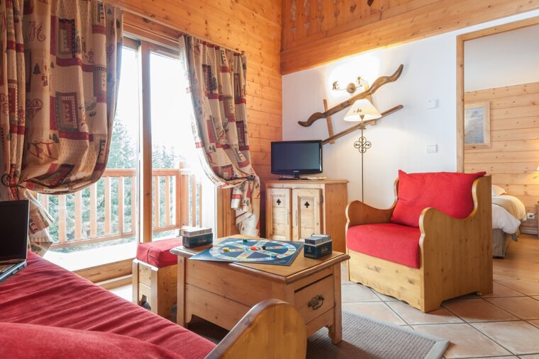4 bed apartments - Les Alpages de Chantel Premium, Arc 1800 living room