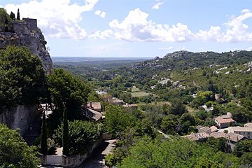 Les Baux de Provence surrounding countryside