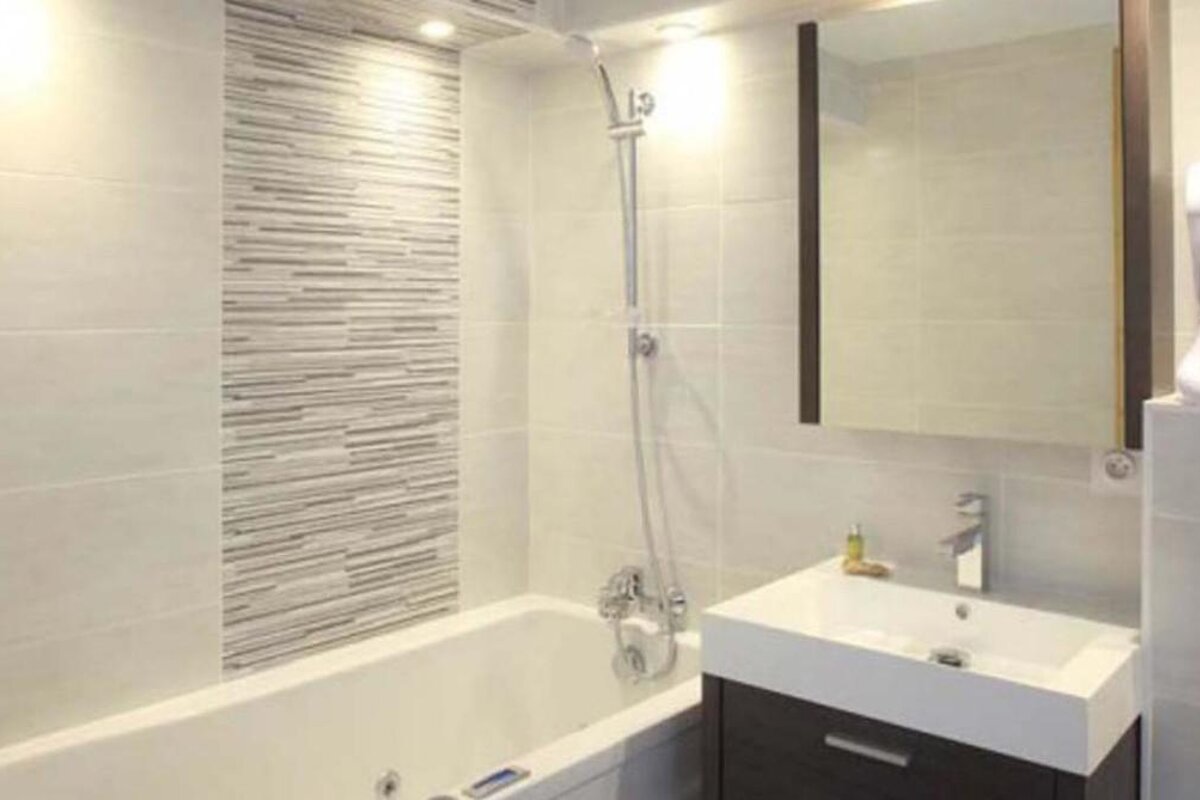 Annina Chalet, Tignes - Le Lac / Lavachet bathroom