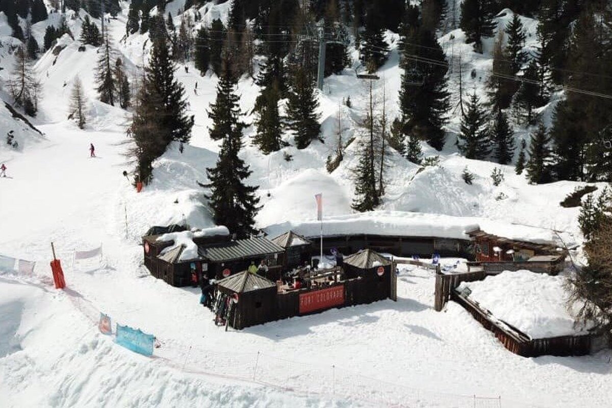 Bar Fort Colorado, Plagne Centre exterior