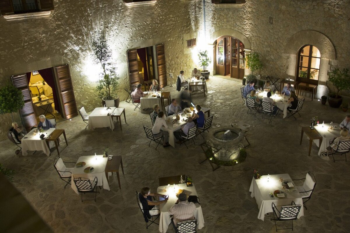 Castell Son Claret, Calvia (Region) restaurant terrasse
