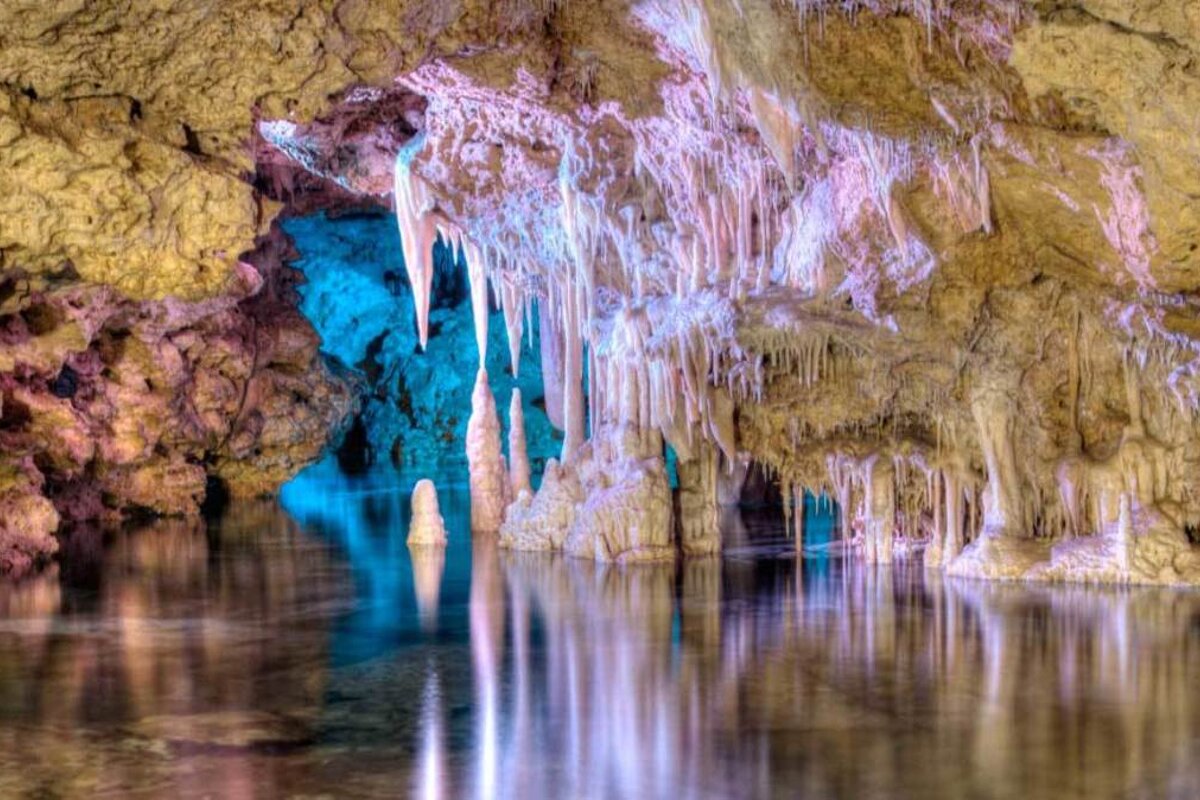 Cuevas dels Hams, Porto Cristo