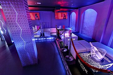 L'Amnesia Nightclub, Chamonix Sud
