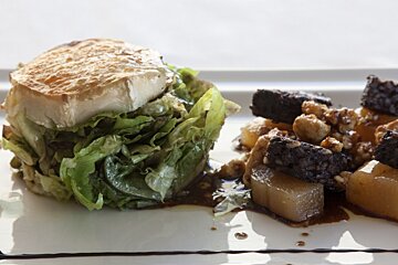 Sa Llotja Restaurant, Porto Colom style of cuisine