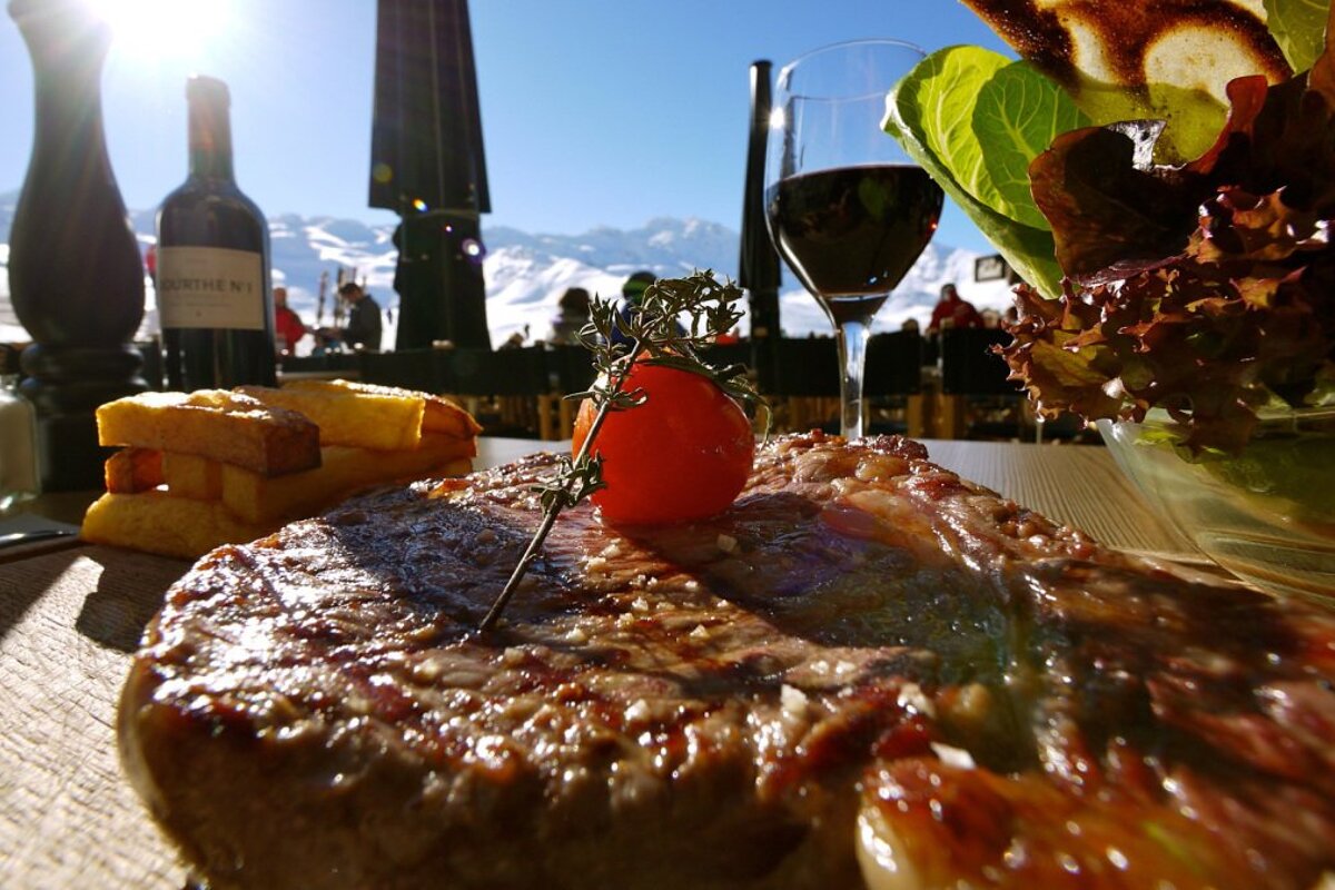 La Face Ouest Restaurant, Val Thorens style of cuisine