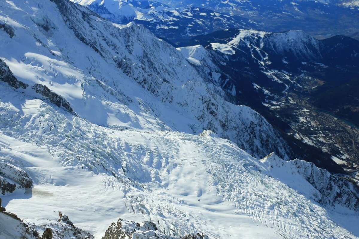 glaciers on mont blanc