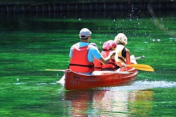 AFDA Canoe & Kayak, Lauris