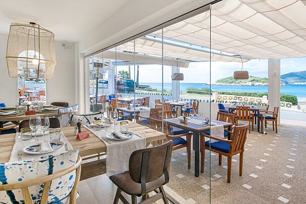 Cala Conills Restaurante, Sant Elm interior