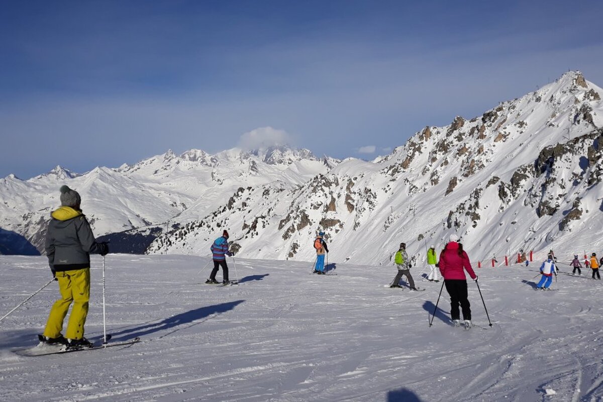 Cruising the blue runs in Les Arcs in 2019
