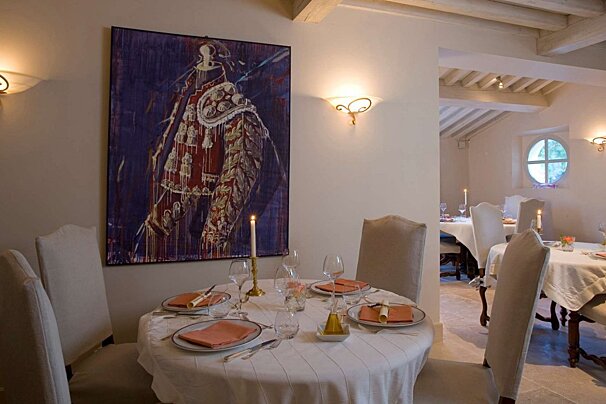 Benvengudo Restaurant, Les Baux interior