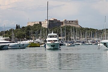 Cannes, Antibes & Saint-Paul-de-Vence Tour,