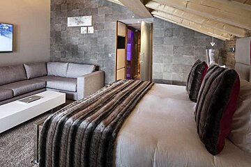 Koh I Nor Hotel, Val Thorens double bedroom