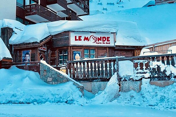 Le Monde Bar, Val Thorens exterior