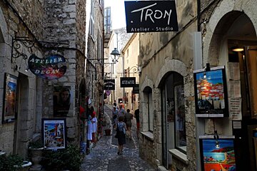 art galleries on a street in St Paul de Vence