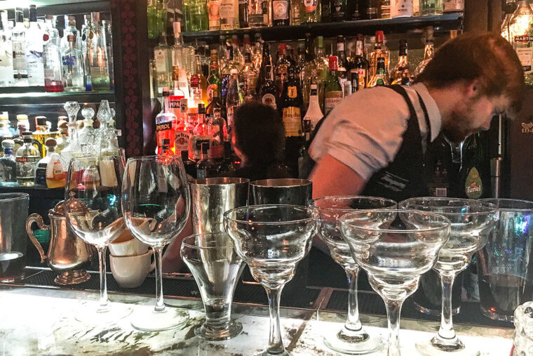 Interior of El Neo Bar & Tapas in Palma