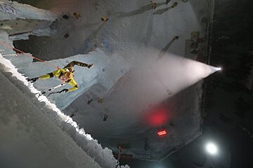 ice climbers in la plagne