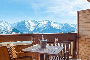 Chamois d'Or Hotel, Alpe d'Huez balcony