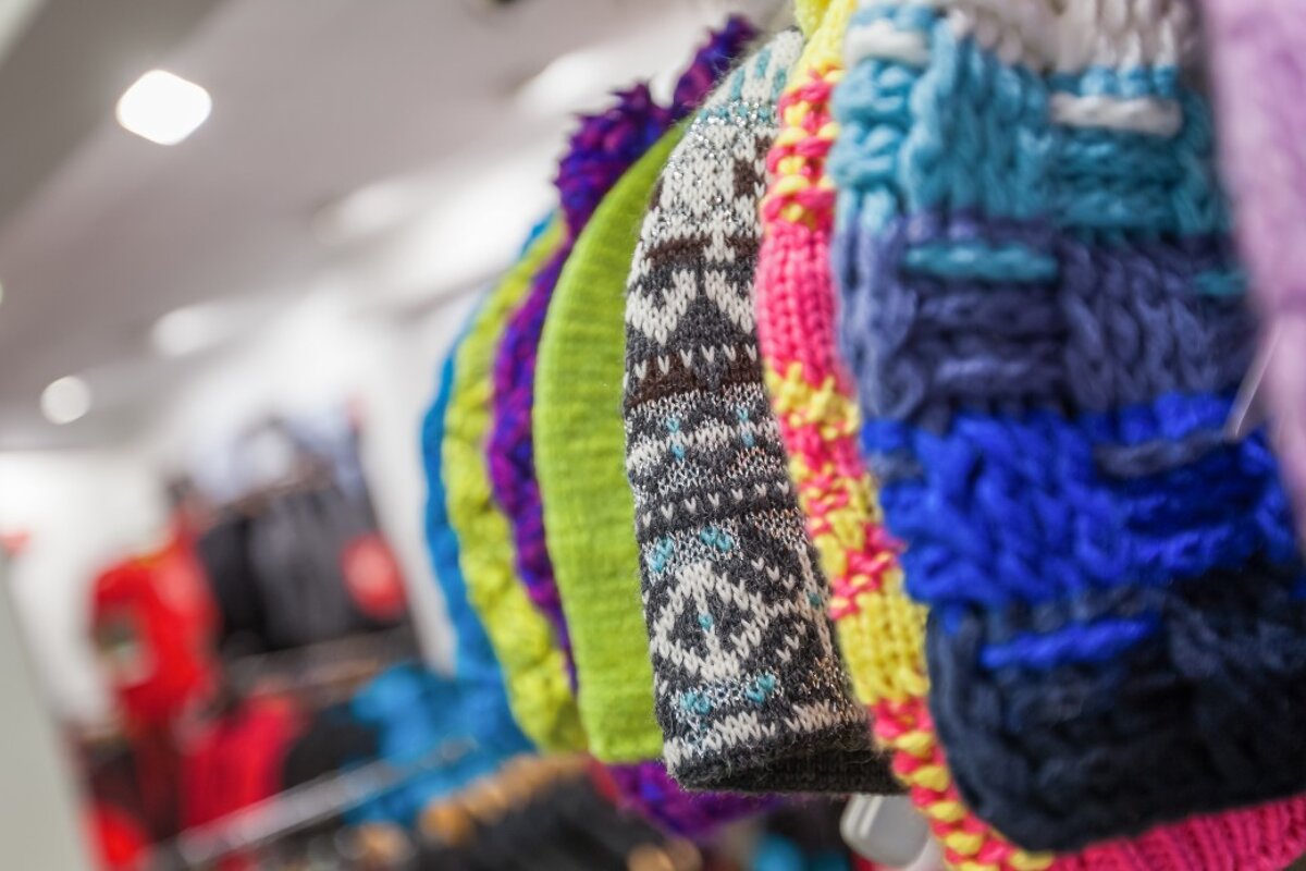 Skimium - Sport Emotion Centre Ski Hire, Les Deux Alpes shop interior