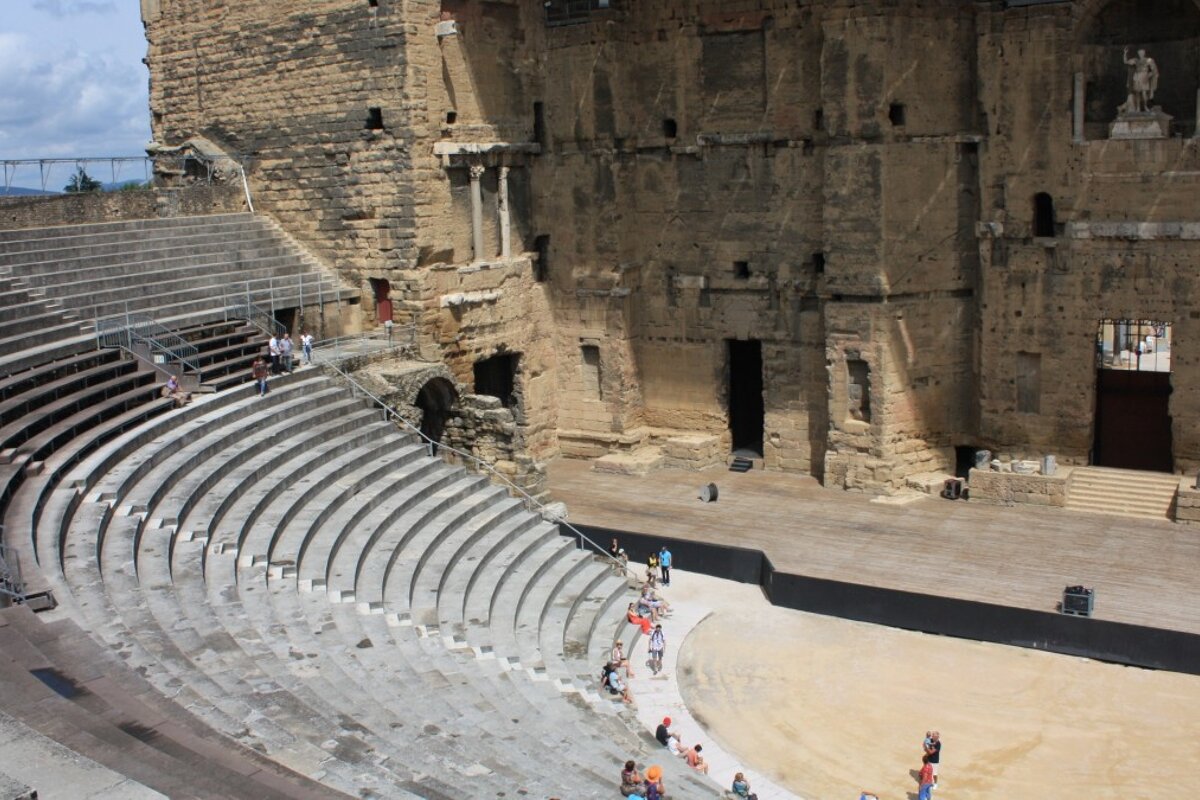 the side of the seats in an amphitheatre