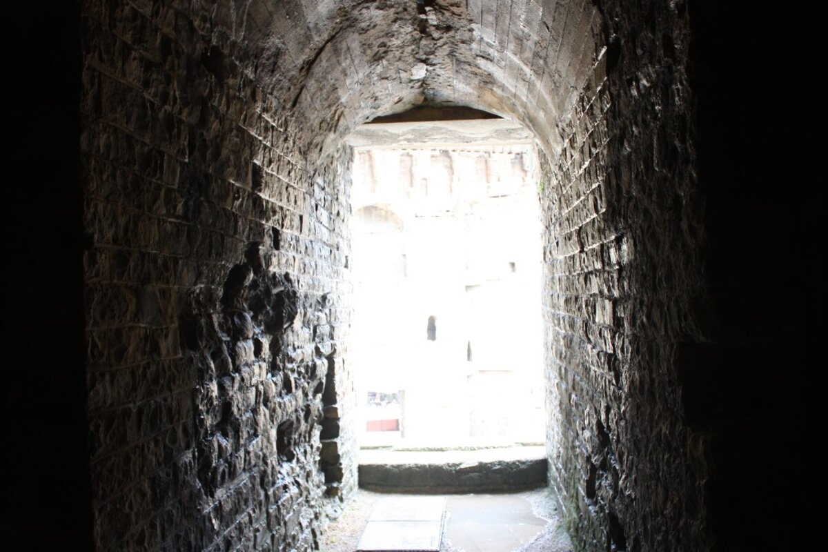 a tunnel in the roman ruins