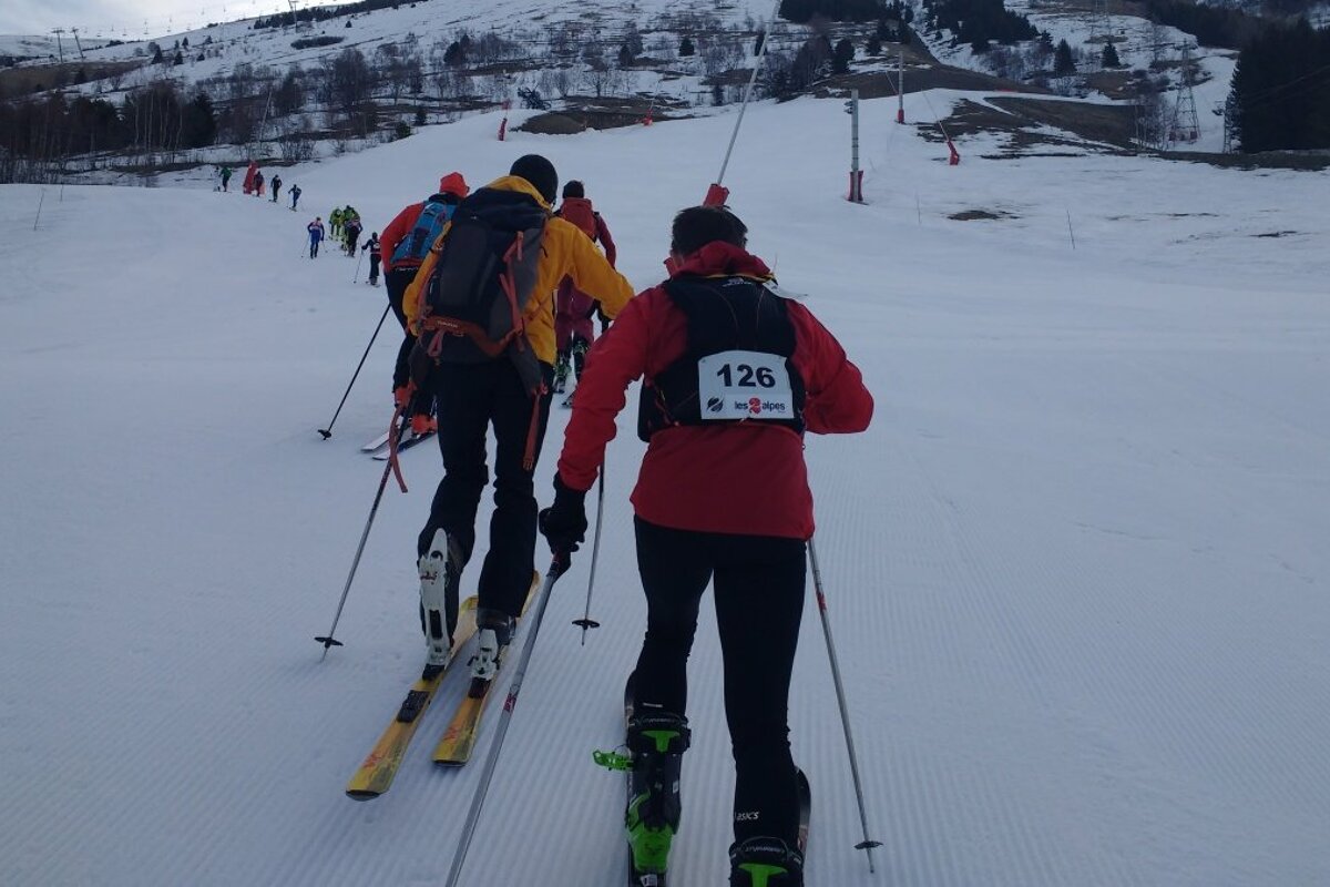 ski touring race in 2 Alpes