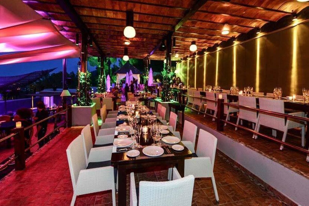 Cova Santa Restaurant, Sa Caleta restaurant terrasse