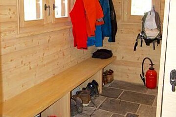 Heron Rez Apartment, Verbier - Centre hallway