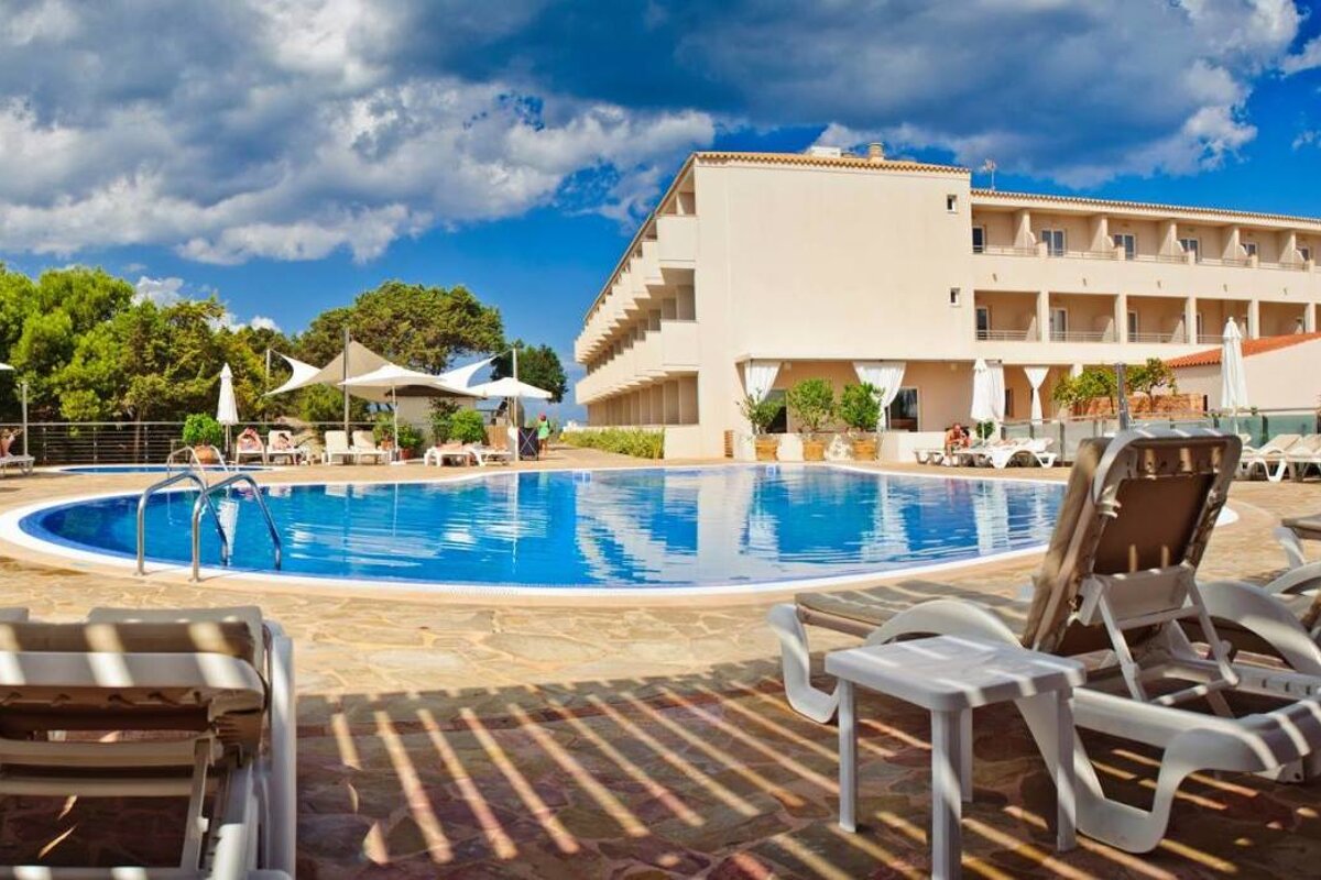 Tahiti Hotel, Formentera pool