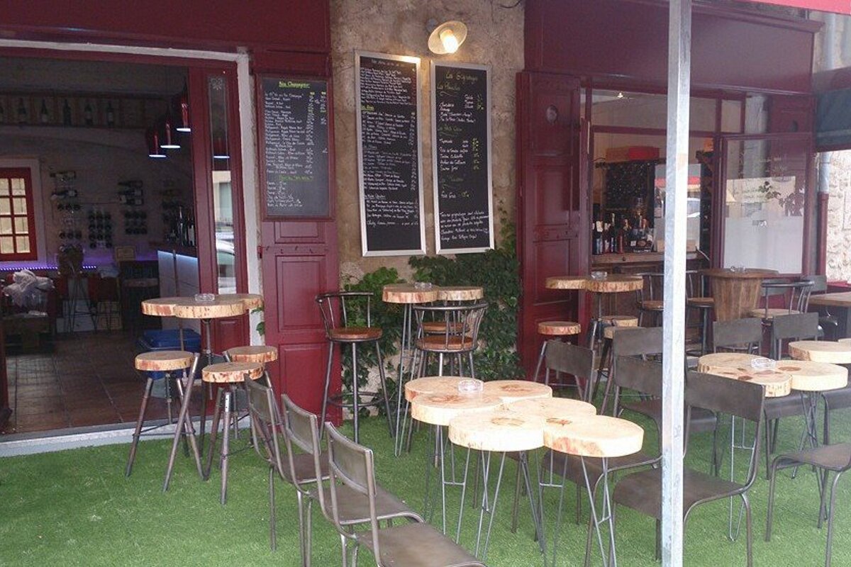 21 Chai d'Oeuvre Bar, Saint Remy de Provence terrace