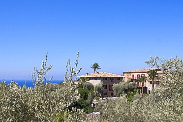 Costa D'Or Hotel, Deia exterior