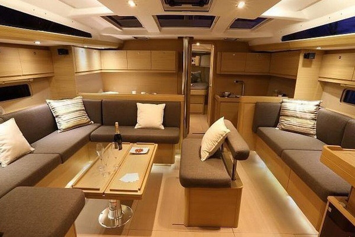 Dufour 512 Grand Large 15m 2016 Sailing Yacht, Palma de Mallorca saloon