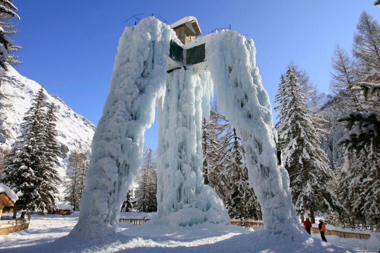 Ice Climbing Tower in Champagny en Vanoise near La Plagne