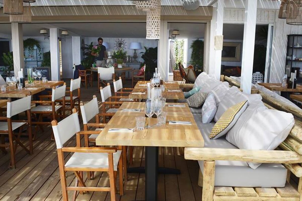 Indie Beach Club, Saint Tropez terrace