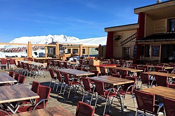 La Fee Restaurant, Les 2 Alpes restaurant terrasse
