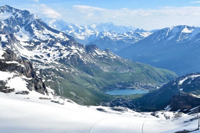 Tignes glacier closed for summer skiing