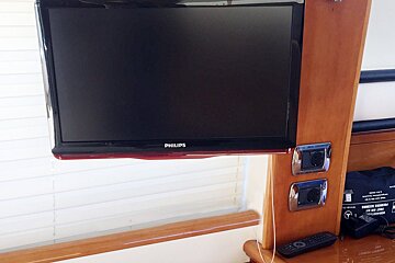 Astondoa 43' Fly 13.7m Motor Yacht, Mallorca Island saloon