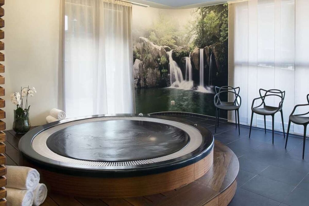Excelsior Hotel, Les Praz spa area