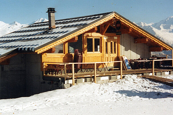 Le Joli Bois Restaurant, Les Coches exterior