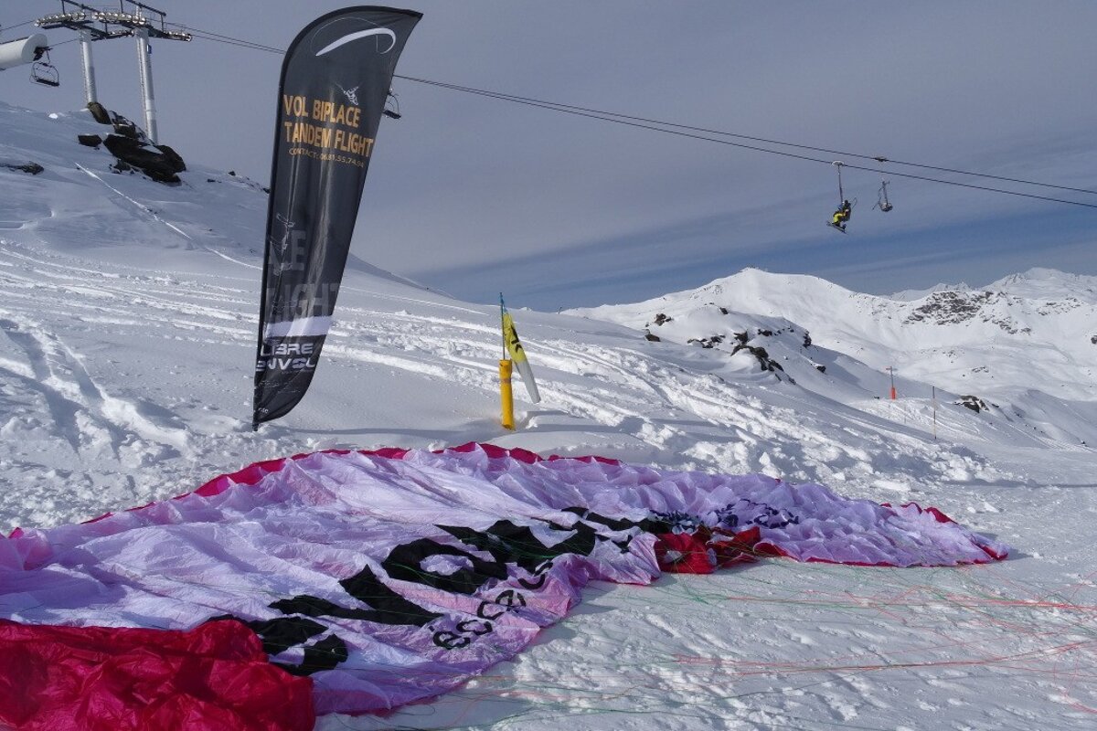 parapenting in winter