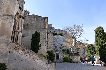 Saint Vincent Church, Les Baux