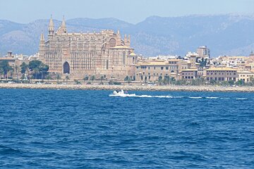 the catherdral in palma seen from a boat