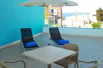 UR Portofino Hotel, Ciudad Jardín terrace