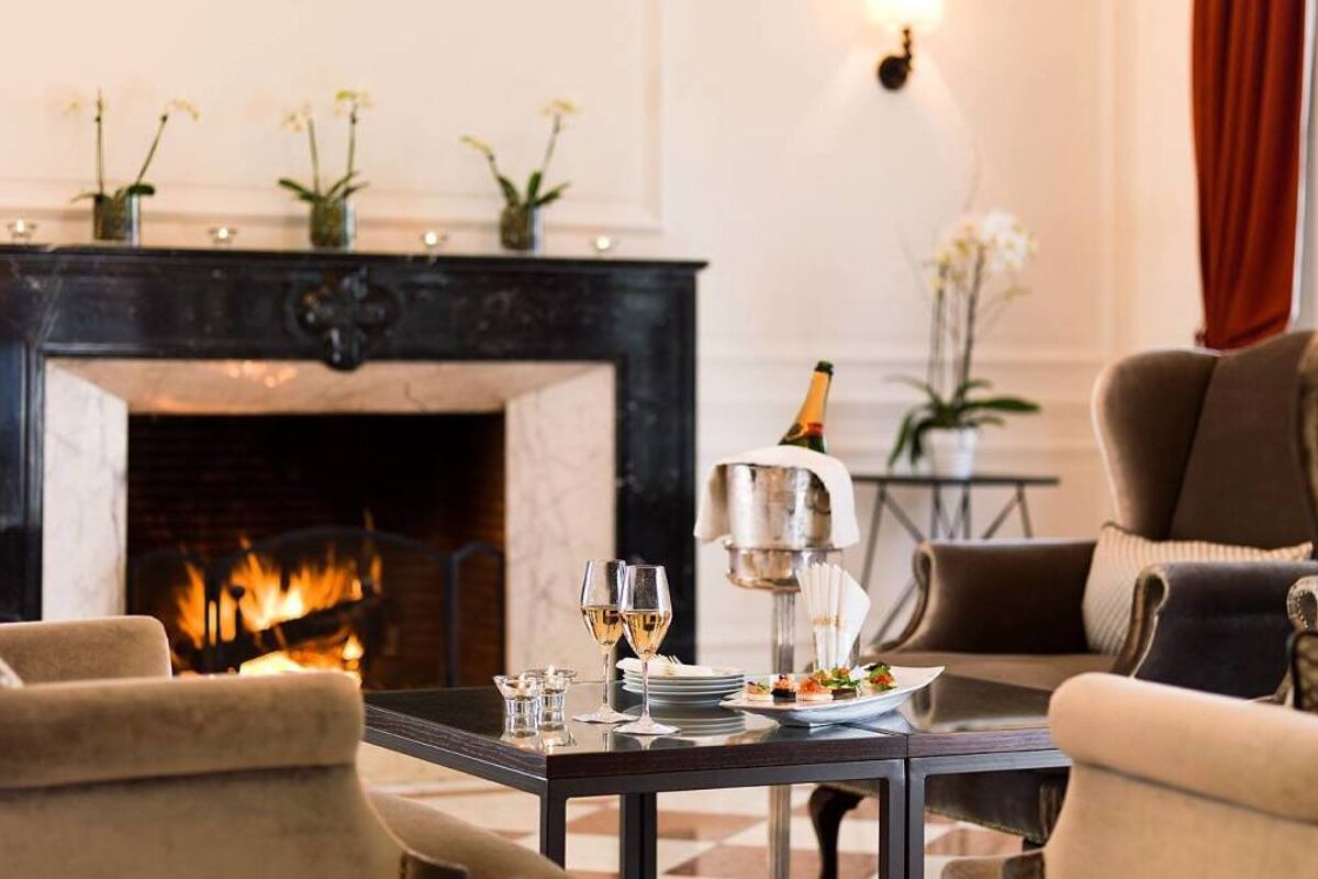 Villa Belrose Hotel, nr Saint Tropez lobby