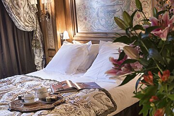 D'Exception 5th Floor Apartment, Courchevel 1850 double bedroom
