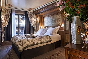D'Exception 5th Floor Apartment, Courchevel 1850 double bedroom