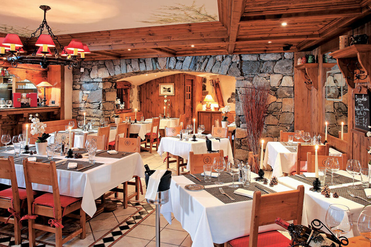 La Table de mon Grand Pere, Courchevel Le Praz interior