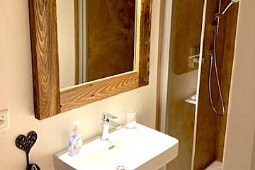 Athenee 21 Apartment, Verbier - Centre shower room