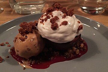 Alba Cafe and Restaurant Review