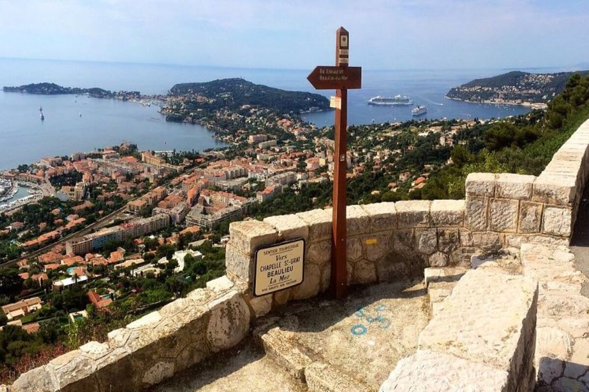 great views over Nice from the trail
