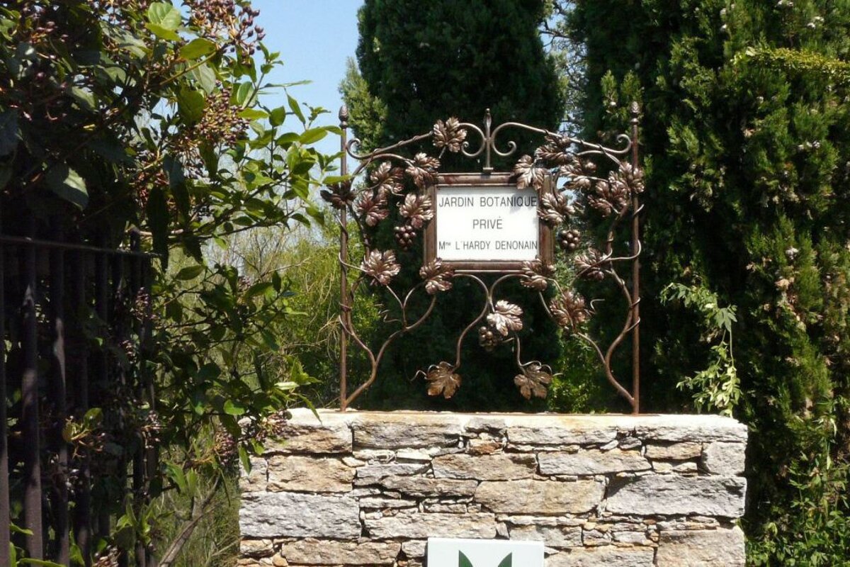 Hardy's Botanical Garden